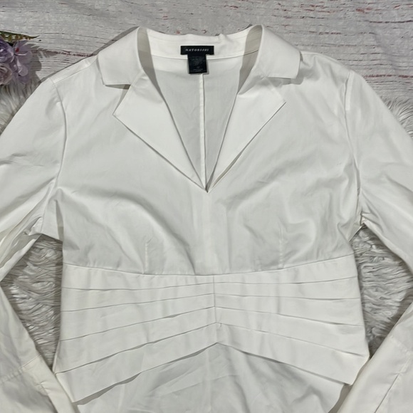 Natori White Poplin Pleated Front Pullover Blouse - Picture 5 of 9